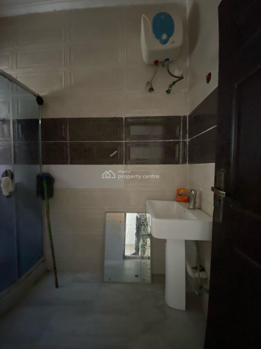 Room Shared Apart at Chevyview Estate Chevron Drive Lekki, Chevyview Estate Chevron Drive, Lekki, Lagos, Flat / Apartment for Rent