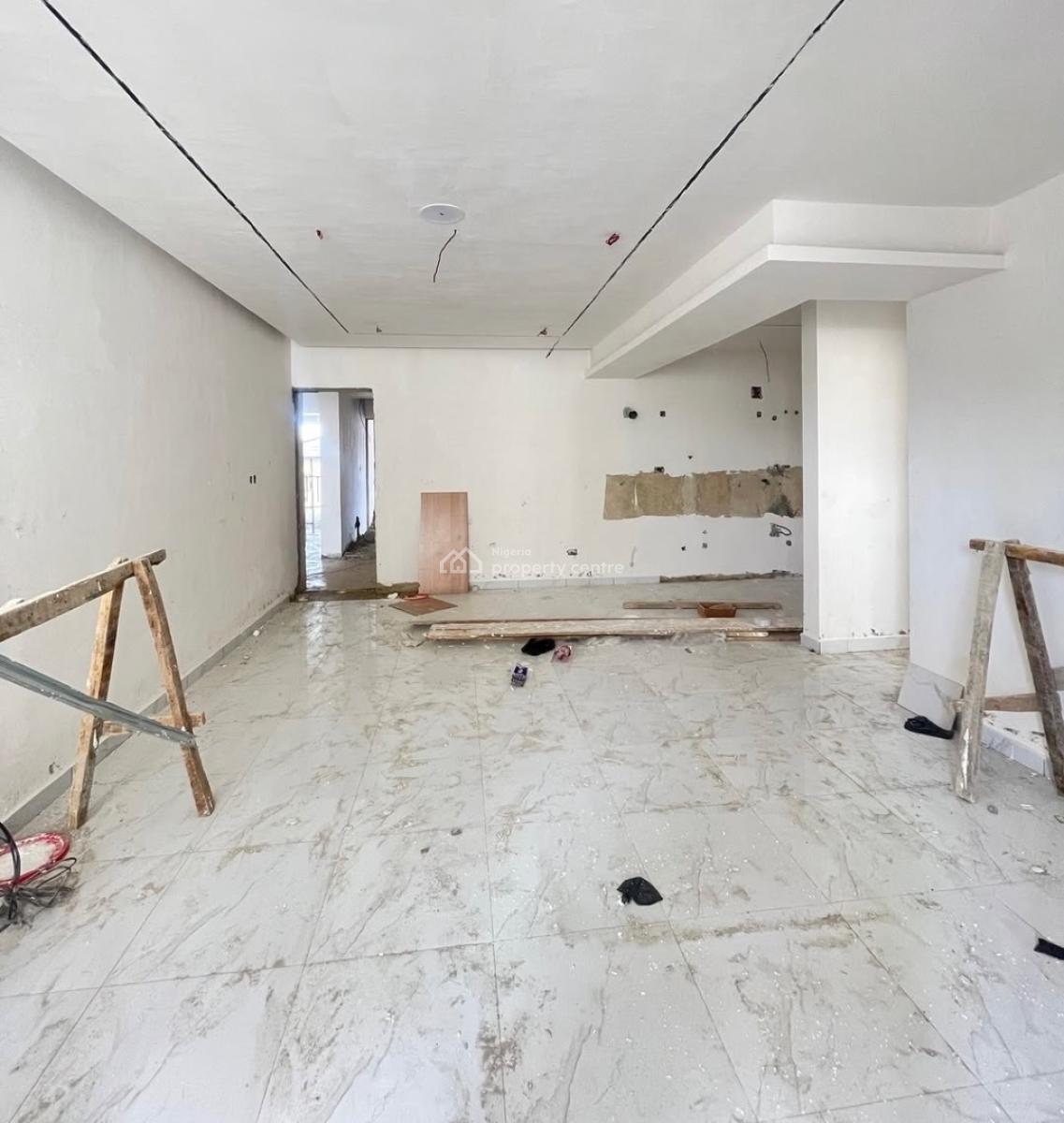 Lovely 2 Bedroom Apartment with Bq, Lekki Phase 1, Lekki Phase 1, Lekki, Lagos, Block of Flats for Sale