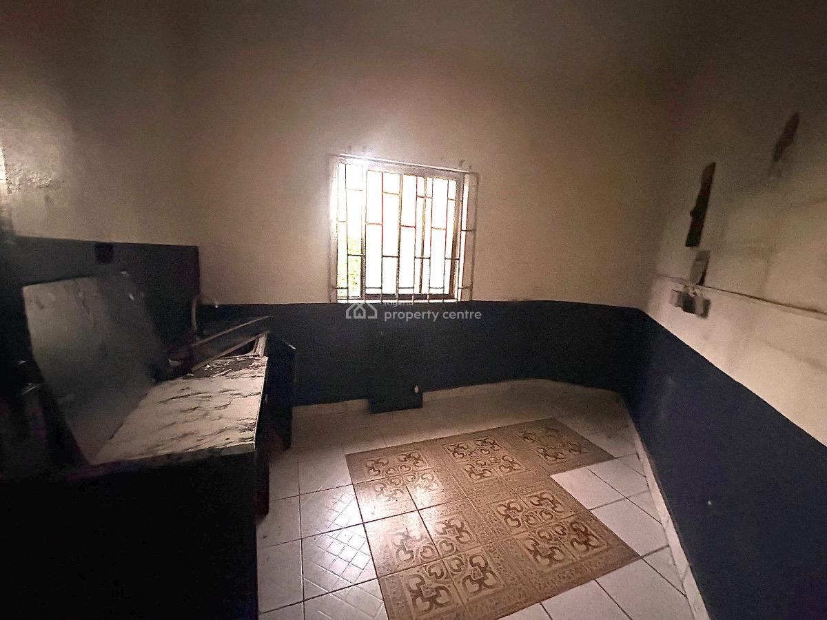 Newly Moved Out 1 Bedroom Flat, Wuse 2, Abuja, Flat / Apartment for Rent