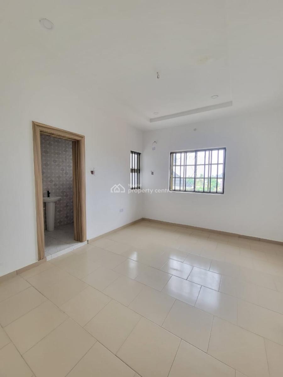 Spacious and Sharp 3 Bedroom Apartment, Mobil Road, Ajah, Lagos, Flat / Apartment for Sale
