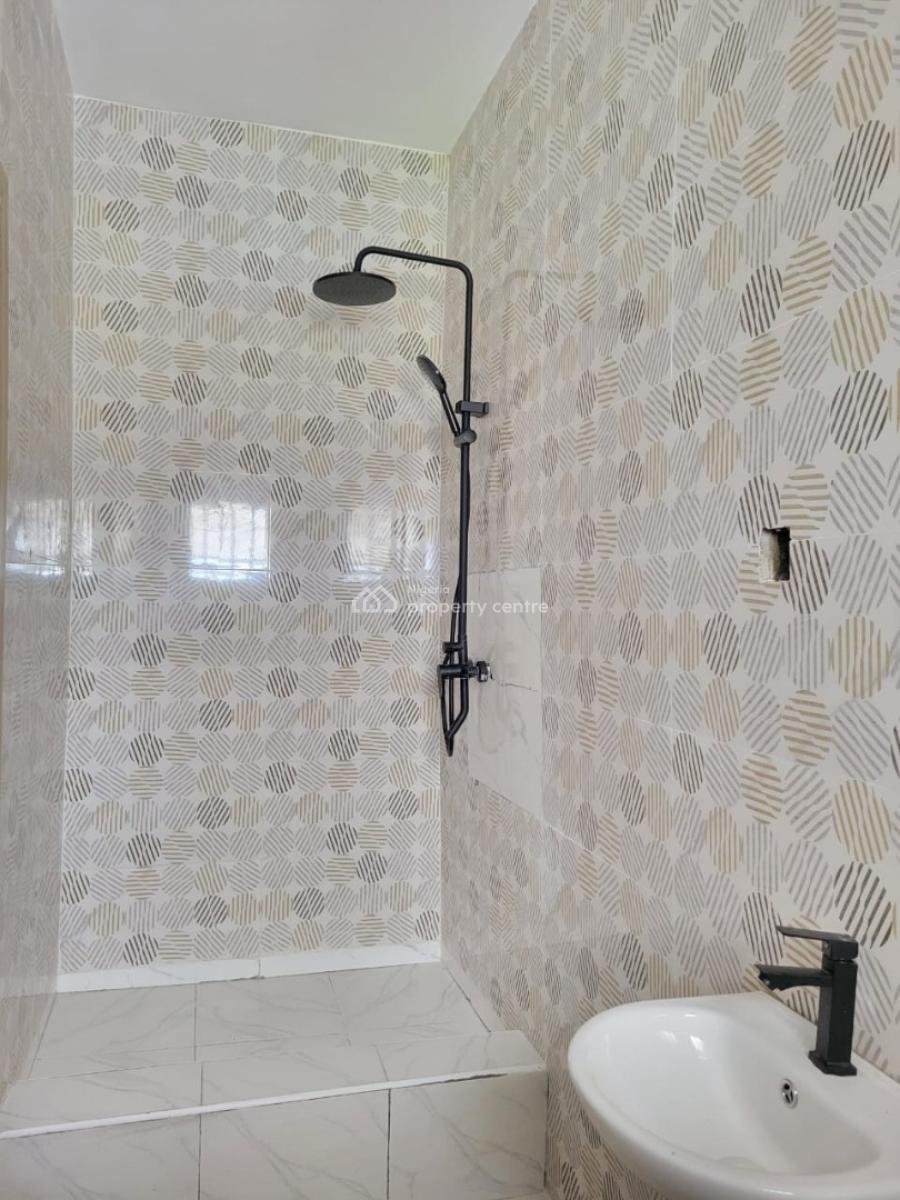 Spacious and Sharp 3 Bedroom Apartment, Mobil Road, Ajah, Lagos, Flat / Apartment for Sale