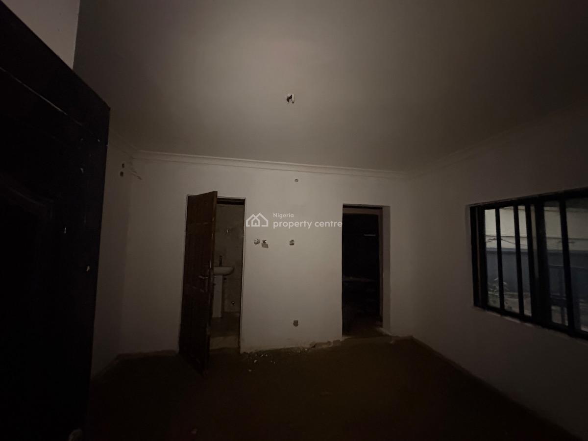 Neatly Renovated 2 Bedroom Flat, Wuse 2, Abuja, Flat / Apartment for Rent
