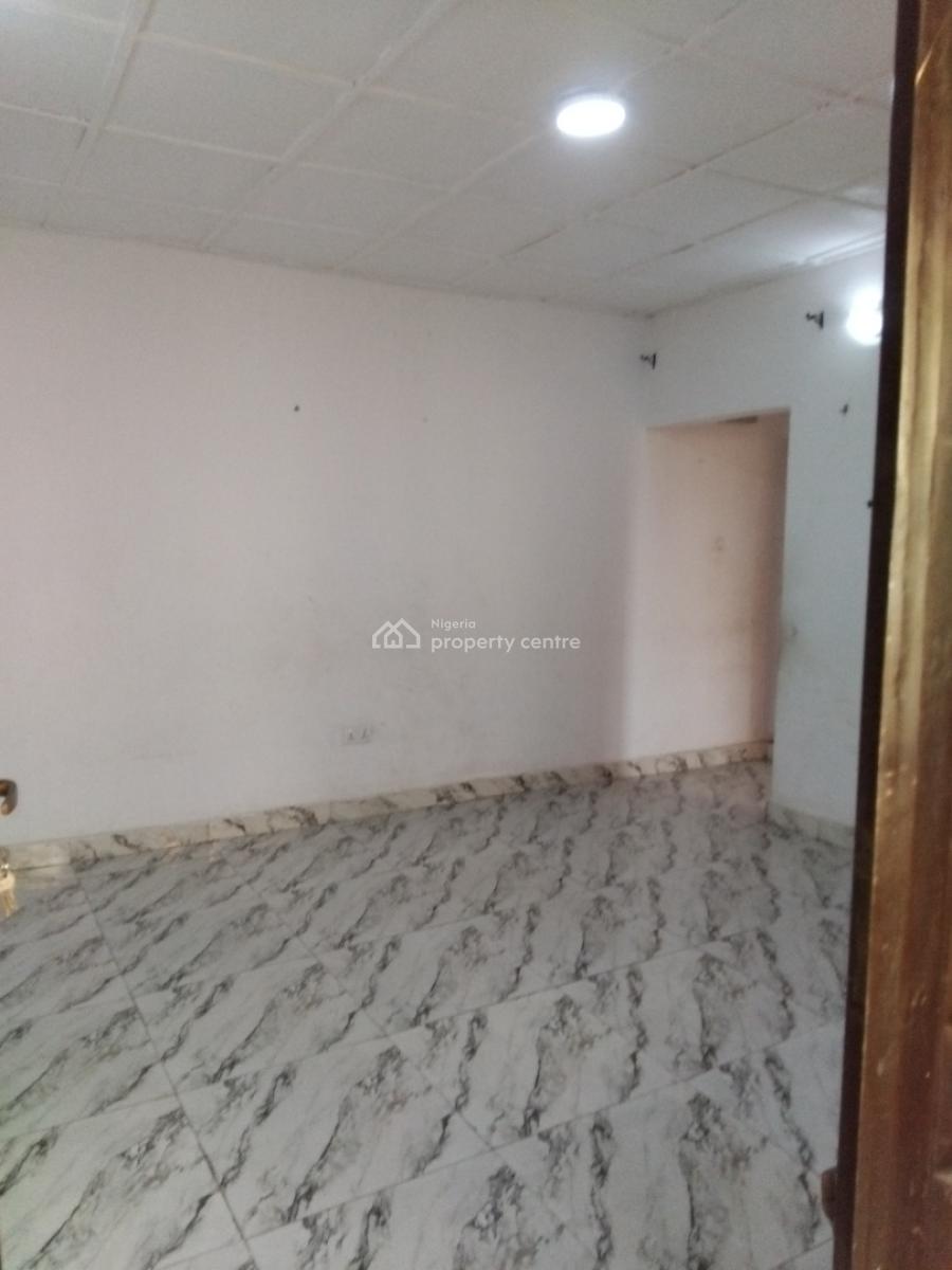 Upstairs Mini Flat, Okeira Off Addo Road, Ajah, Lagos, Mini Flat (room and Parlour) for Rent
