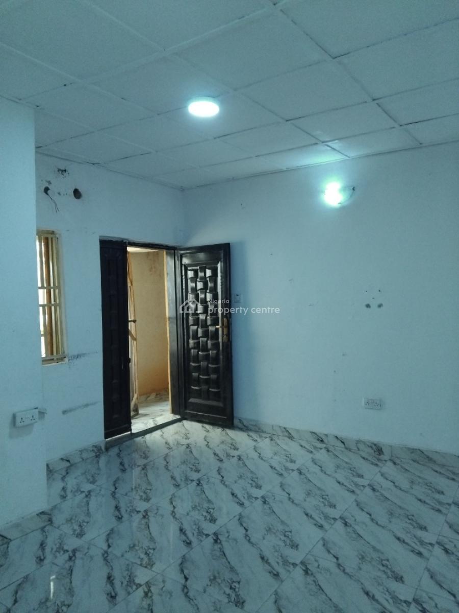Upstairs Mini Flat, Okeira Off Addo Road, Ajah, Lagos, Mini Flat (room and Parlour) for Rent