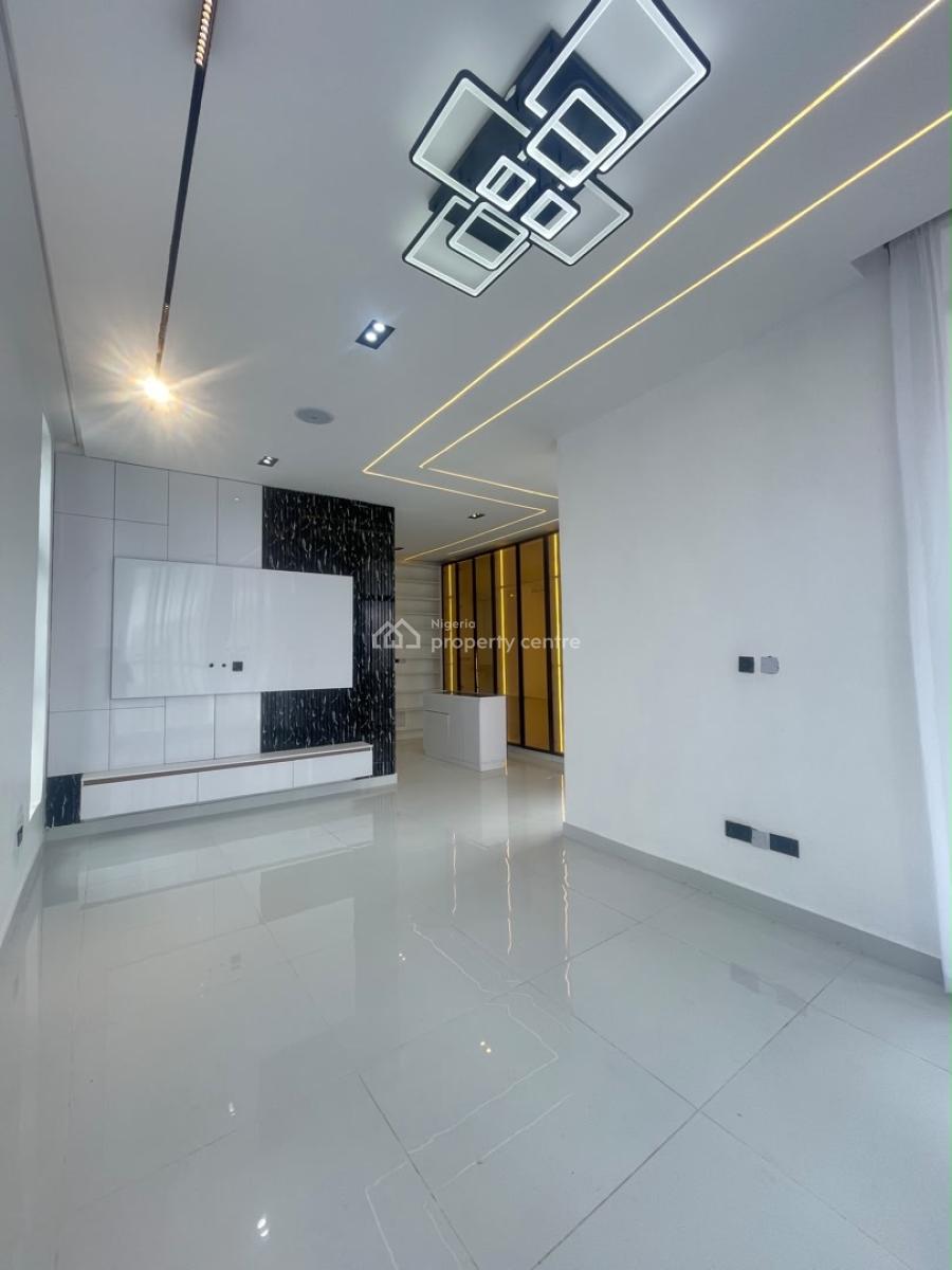 Astonishing 5 Bedroom Detached Duplex with Pool and Bq, Ikota, Lekki, Lagos, Detached Duplex for Sale