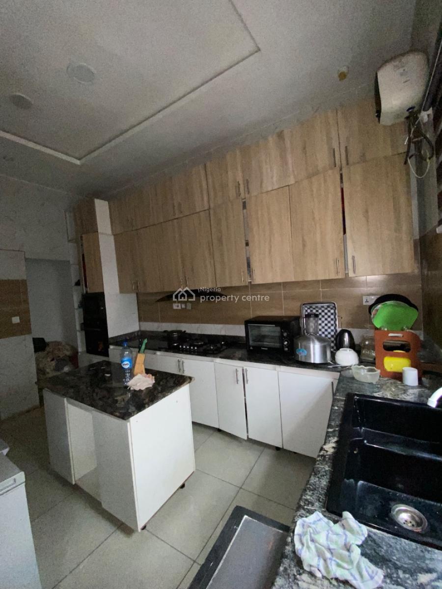 Furnished Masters Bed with Balcony Sharing Kitchen, Dpkay Estate Orchid Road, Lekki, Lagos, House for Rent