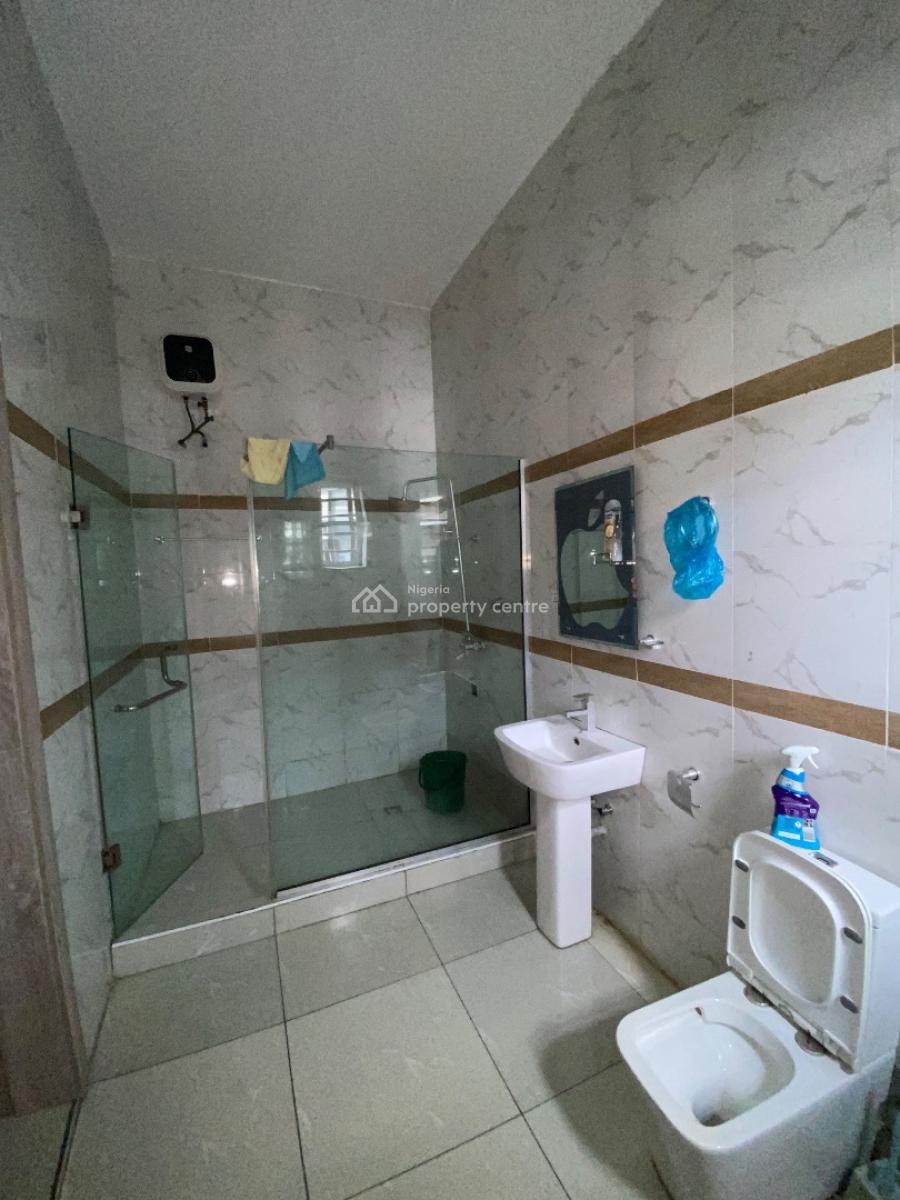 Furnished Masters Bed with Balcony Sharing Kitchen, Dpkay Estate Orchid Road, Lekki, Lagos, House for Rent