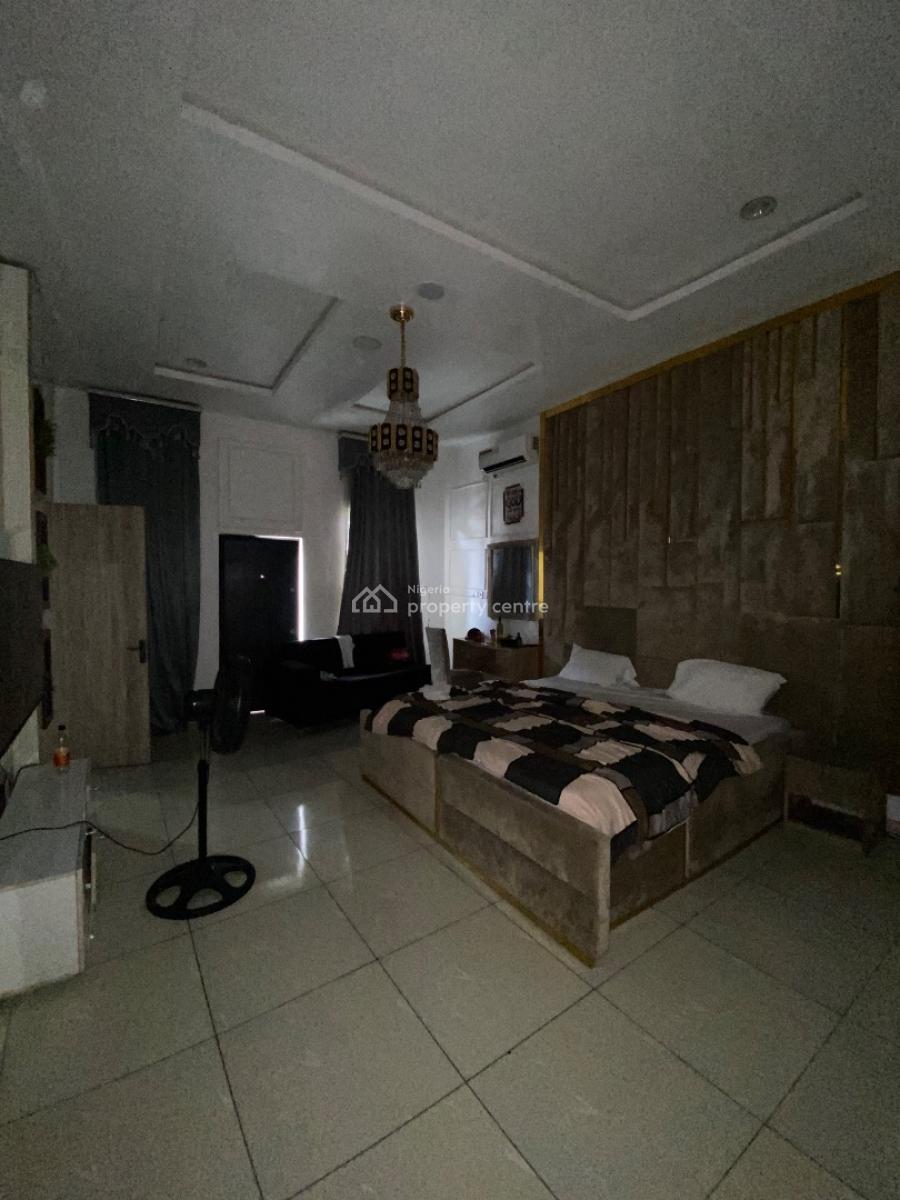 Furnished Masters Bed with Balcony Sharing Kitchen, Dpkay Estate Orchid Road, Lekki, Lagos, House for Rent
