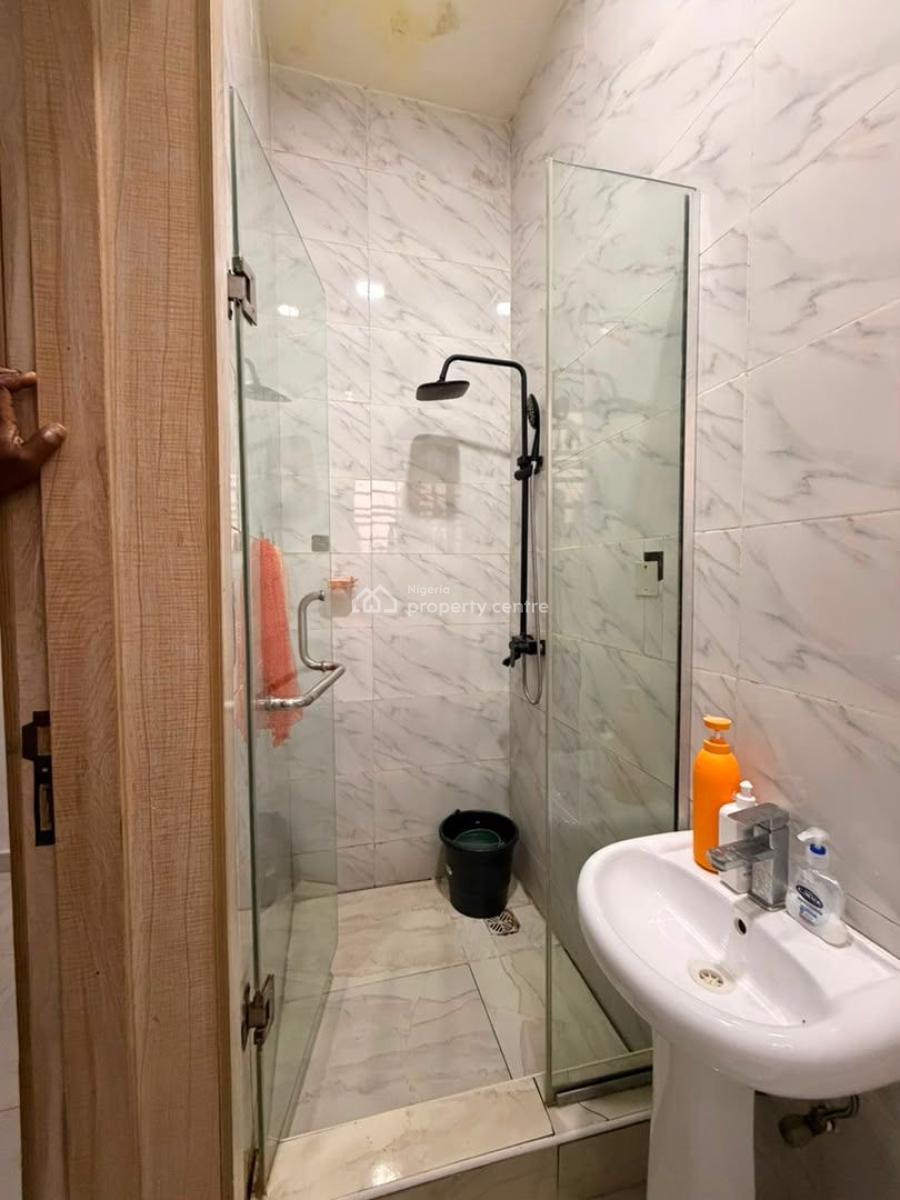 Luxurious Selfcontained, Orchid, Lekki Phase 2, Lekki, Lagos, Self Contain (single Rooms) for Rent