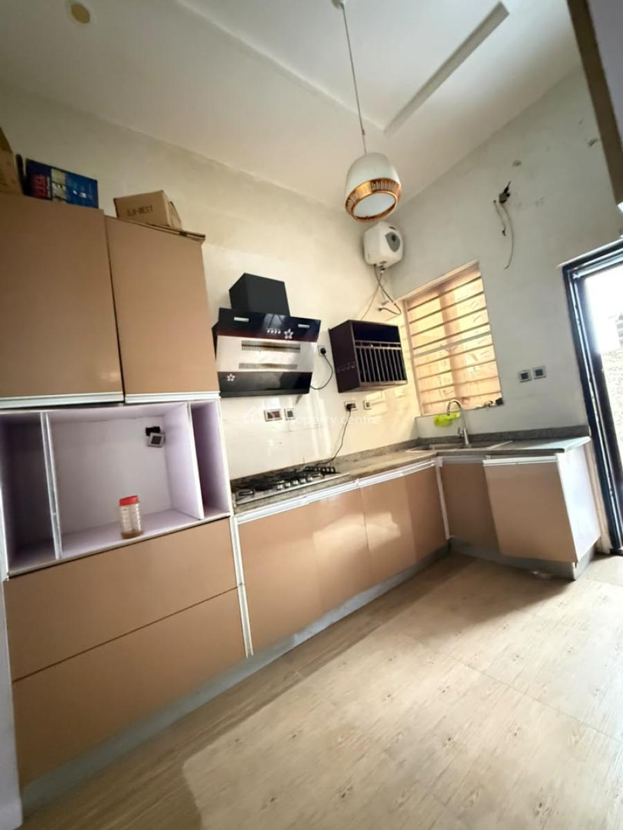 Spacious 3 Bedroom Terraced Self Compound, Chevron, Lekki, Lagos, Terraced Bungalow for Rent