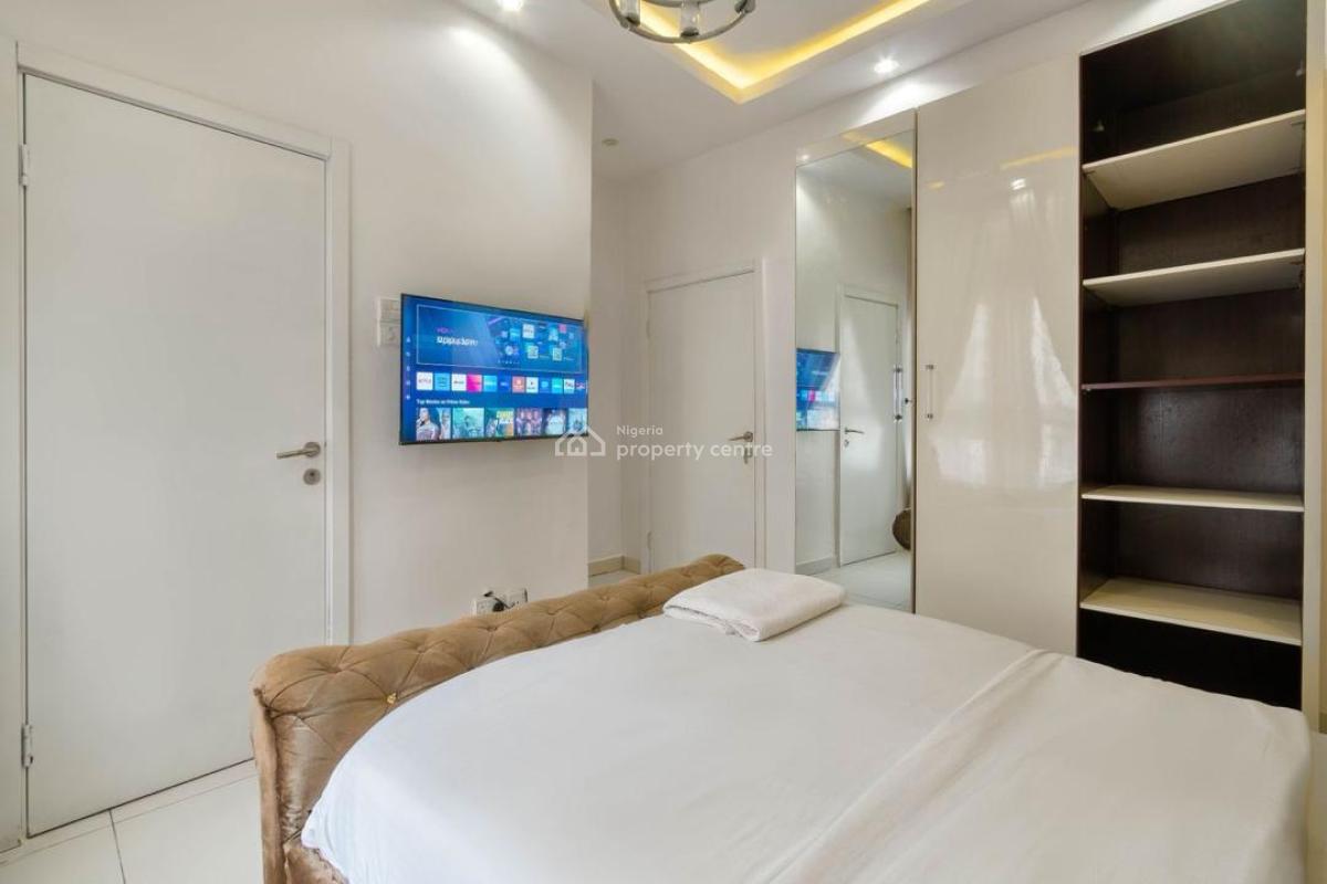 2bedroom Apartment, Lekki Phase 1, Lekki, Lagos, Flat / Apartment Short Let