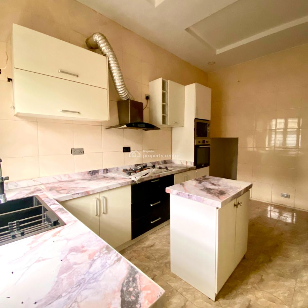 Well Maintained 3 Bedroom, Ikota, Lekki, Lagos, Semi-detached Duplex for Sale