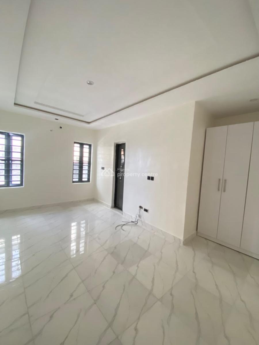 Contemporary 2 Bedroom Apartment with Gym, Abraham Adesanya, Ajah, Lagos, Flat / Apartment for Sale