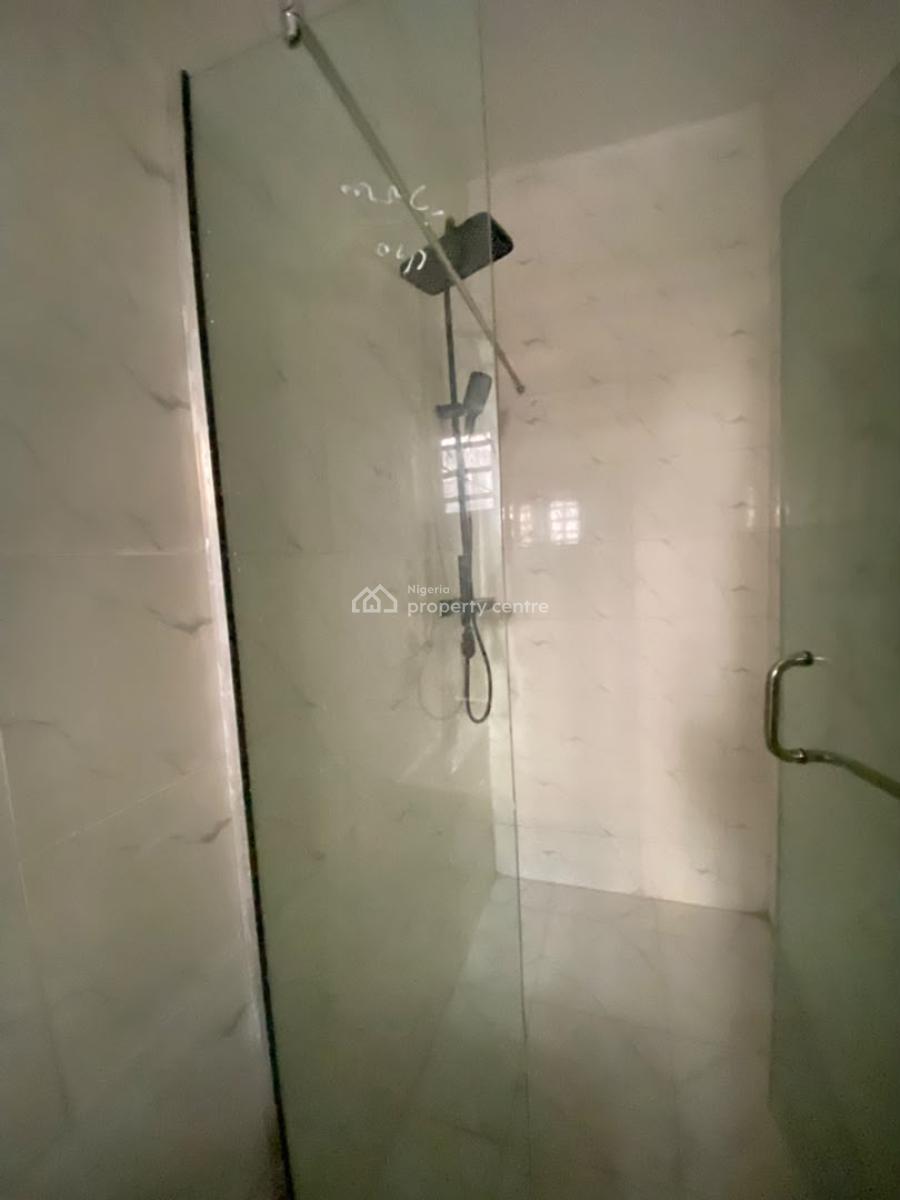 Contemporary 2 Bedroom Apartment with Gym, Abraham Adesanya, Ajah, Lagos, Flat / Apartment for Sale