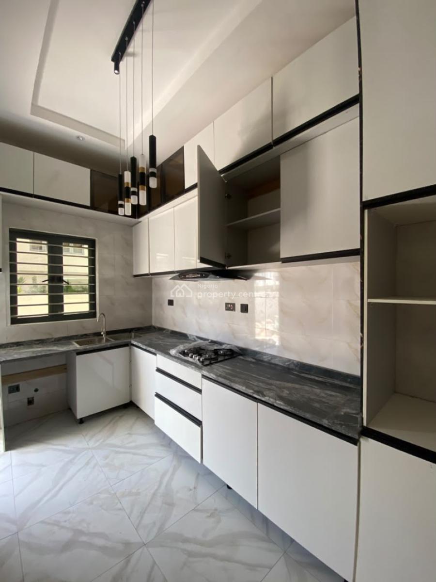 Excellent 2 Bedroom Apartment, Abraham Adesanya, Ajah, Lagos, Flat / Apartment for Sale