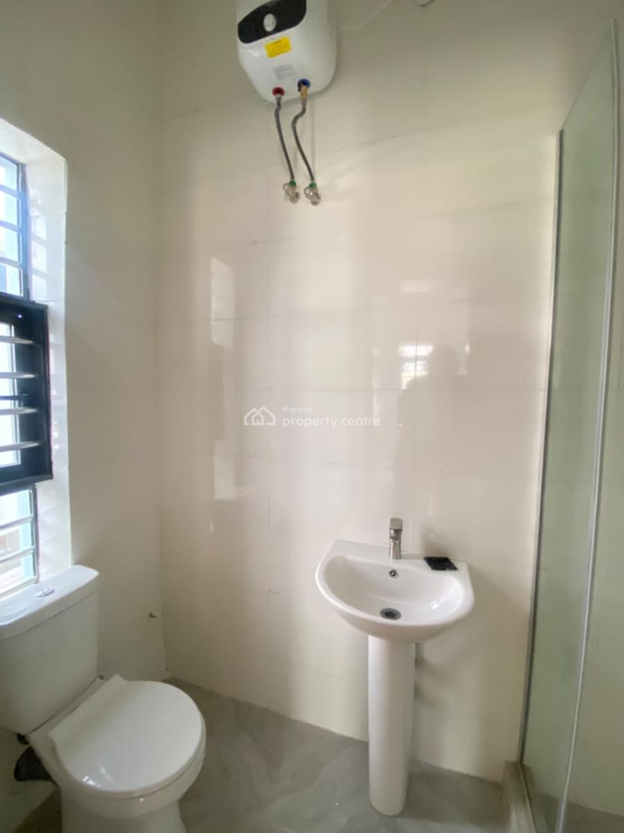 Excellent 2 Bedroom Apartment, Abraham Adesanya, Ajah, Lagos, Flat / Apartment for Sale
