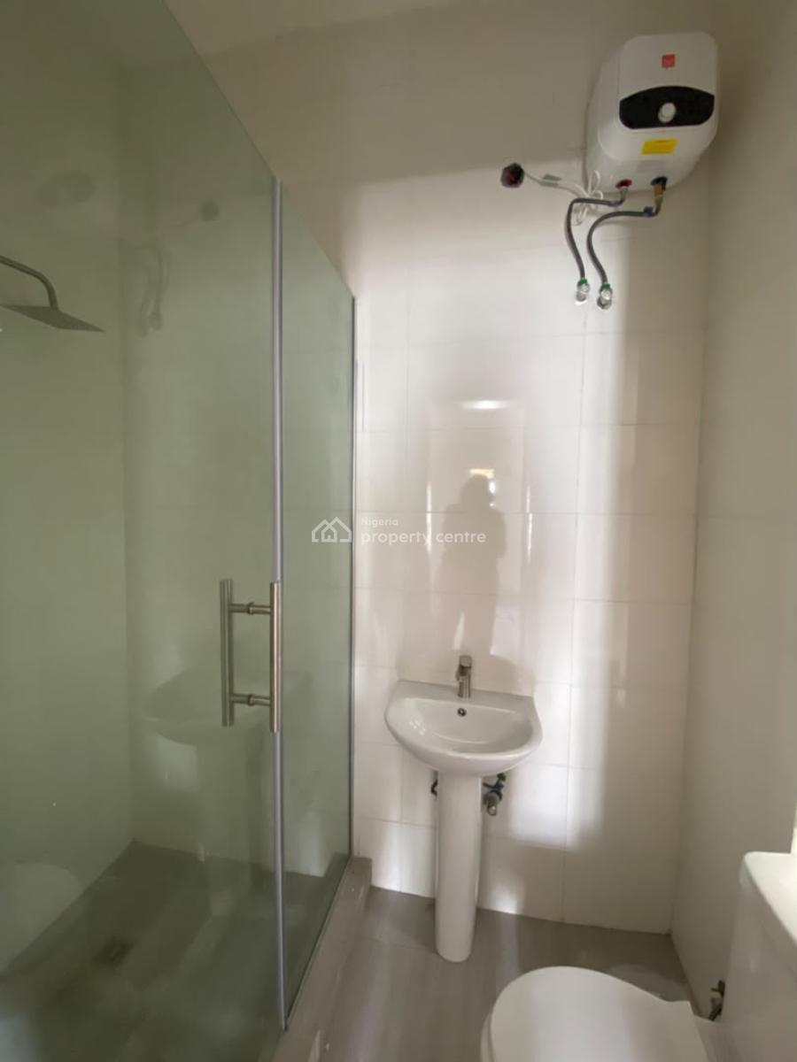 Excellent 2 Bedroom Apartment, Abraham Adesanya, Ajah, Lagos, Flat / Apartment for Sale