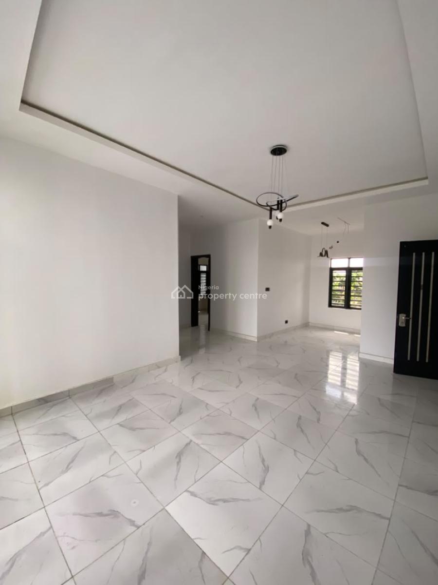 Well-built 2 Bedroom Apartment with Swimming Pool & Gym, Ajah, Lagos, Flat / Apartment for Sale