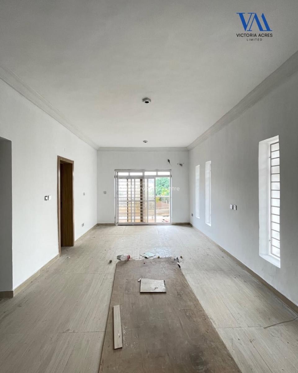 Lovely 3 Bedroom Maisonette with Bq, Lekki Phase 1, Lekki Phase 1, Lekki, Lagos, Detached Duplex for Sale