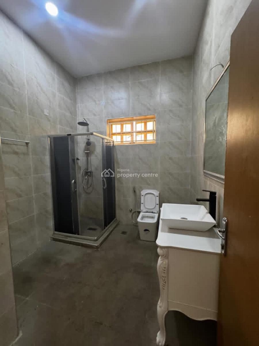 Luxurious 4 Bedroom Serviced Apartment,bq,pool,gym, 24/7 Services, Serene Neighborhood Inside a Gated Community, Maitama District, Abuja, Flat / Apartment for Rent