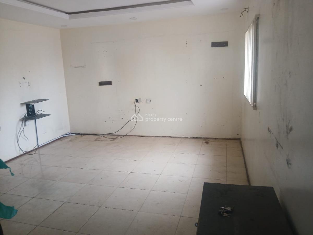 a Spacious 4-bedroom Semi-detached House with 2-room Bq., Dolphin Estate, Ikoyi, Lagos, Semi-detached Duplex for Rent