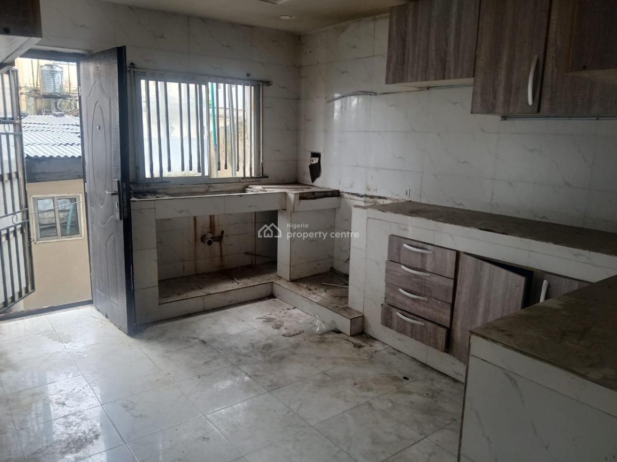 a Spacious 4-bedroom Semi-detached House with 2-room Bq., Dolphin Estate, Ikoyi, Lagos, Semi-detached Duplex for Rent