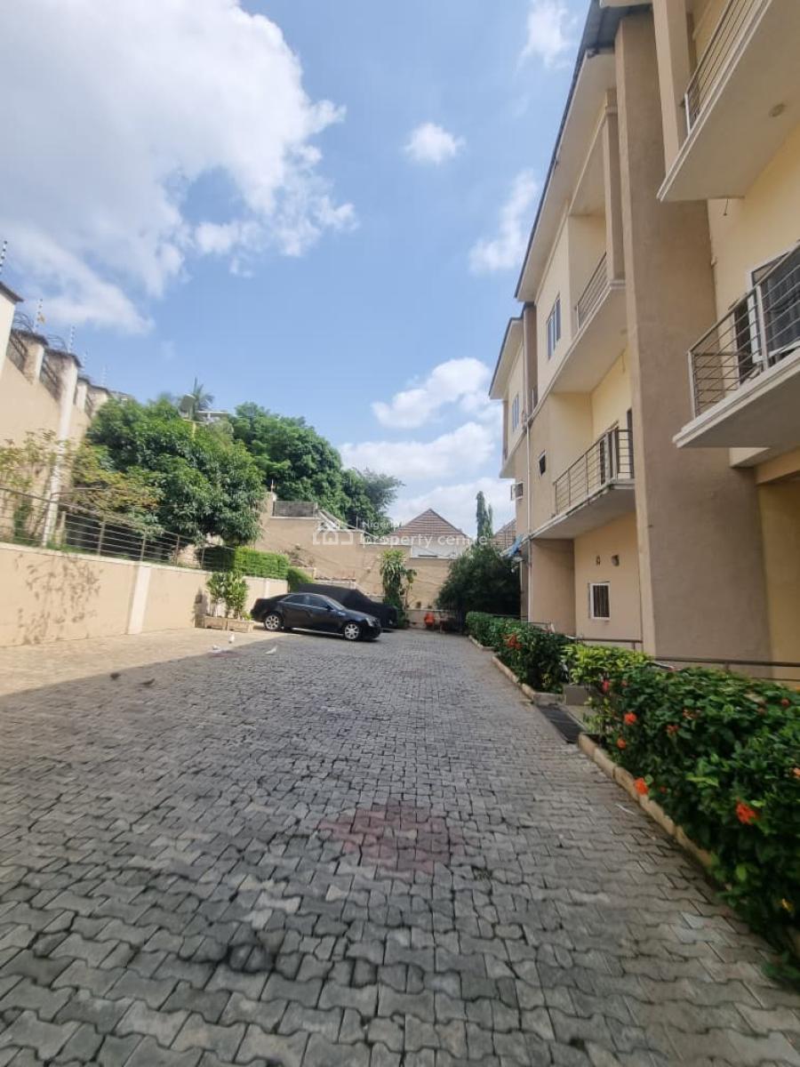 Luxurious 5 Bedrooms Spacious Terraces Duplex with Bq., Maitama District, Abuja, Terraced Duplex for Rent
