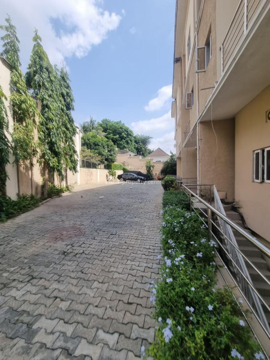 Luxurious 5 Bedrooms Spacious Terraces Duplex with Bq., Maitama District, Abuja, Terraced Duplex for Rent