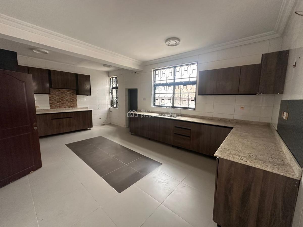 5 Bedrooms Fully Detached,2bedrm Chalet, a Bq, Serene Neighborhood, Maitama District, Abuja, Detached Duplex for Rent
