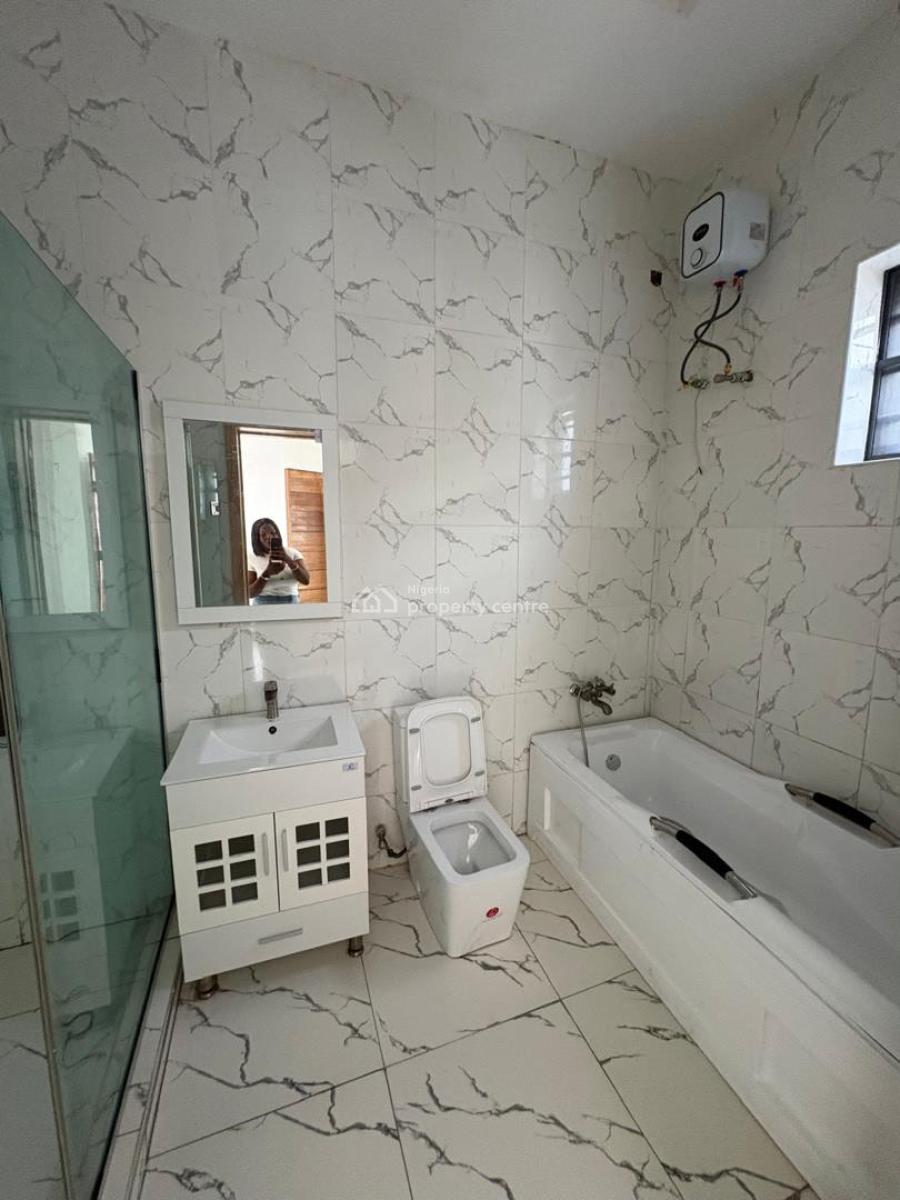Spacious & Sharp 4 Bedroom Terrace Duplex, Ikota, Lekki, Lagos, Terraced Duplex for Rent