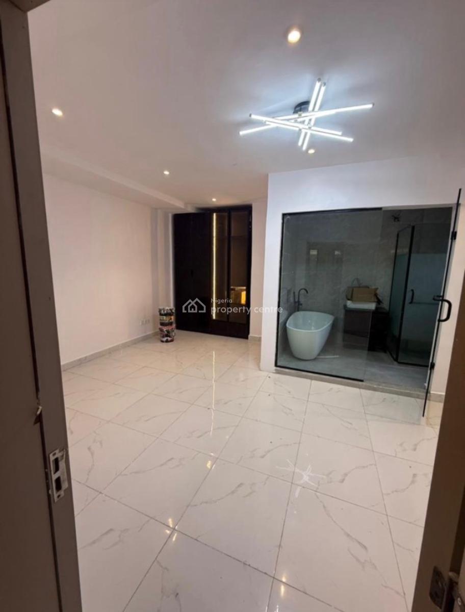 One Bedroom Apartment, Phase 1, Lekki, Lagos, Flat / Apartment for Sale