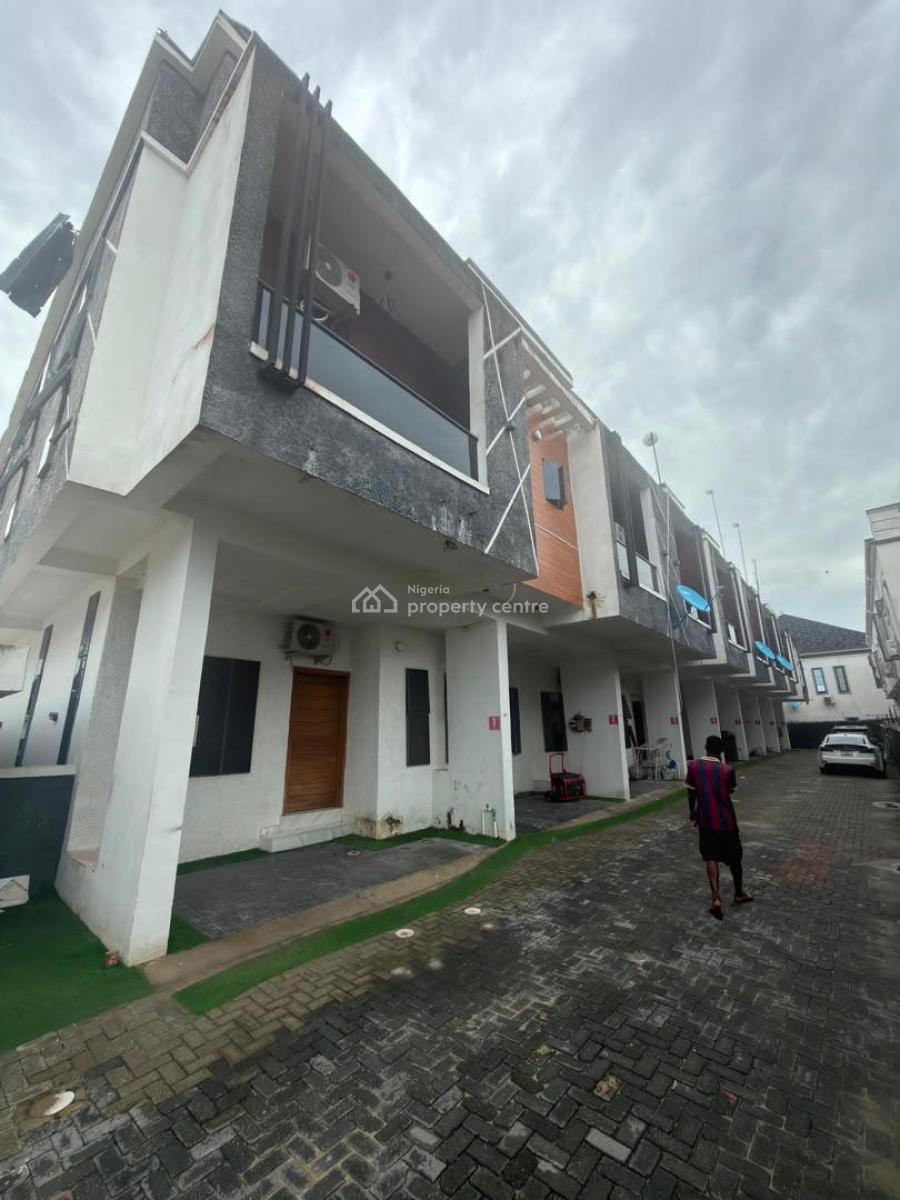 Newly Built 3 Bedroom Apartment, Lekki Phase 1, Lekki, Lagos, Flat / Apartment for Rent