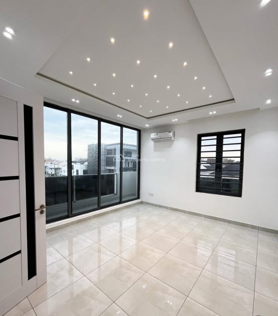 Newly Built 3 Bedroom Apartment, Lekki Phase 1, Lekki, Lagos, Flat / Apartment for Rent