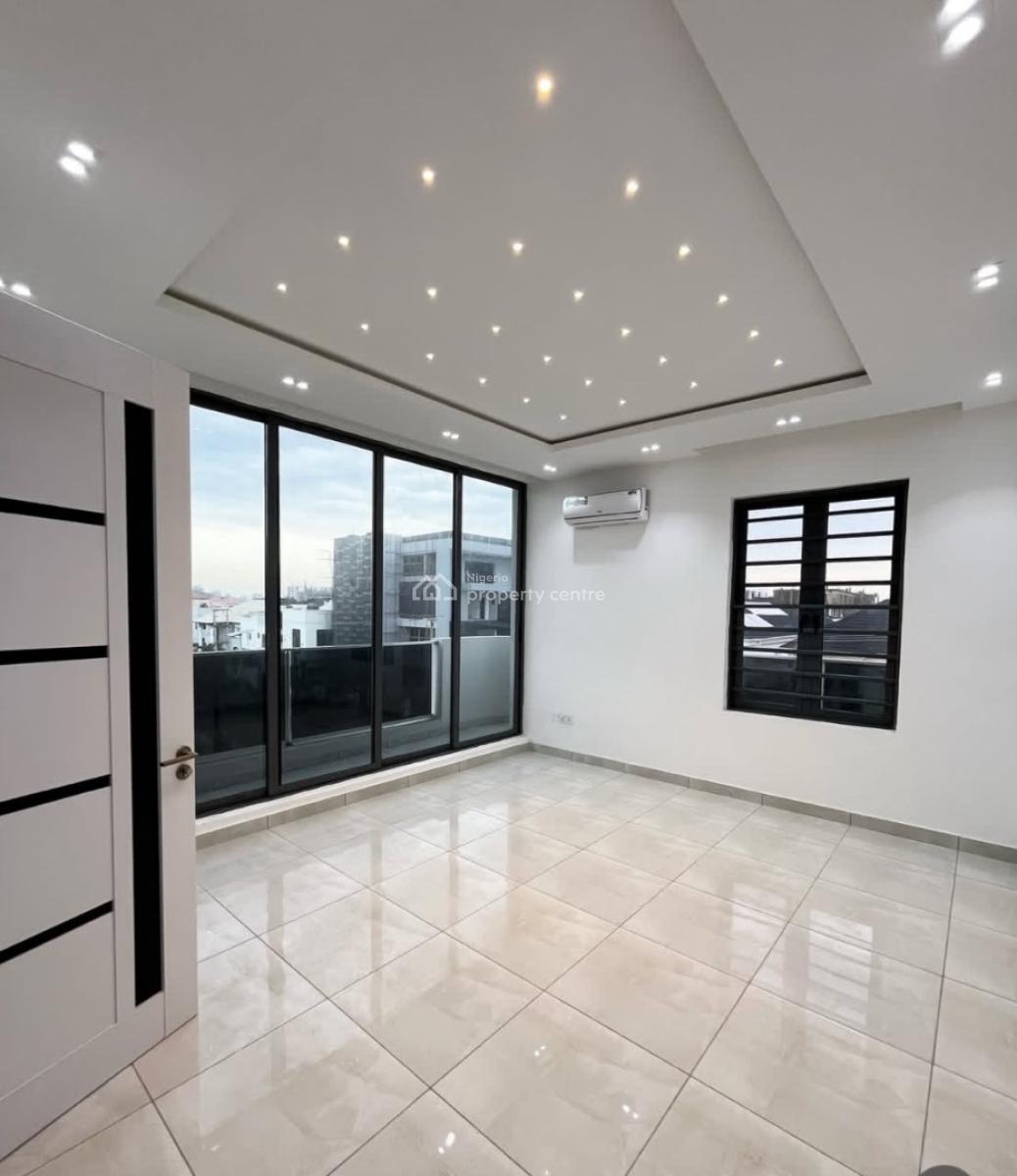 Newly Built 3 Bedroom Apartment, Lekki Phase 1, Lekki, Lagos, Flat / Apartment for Rent
