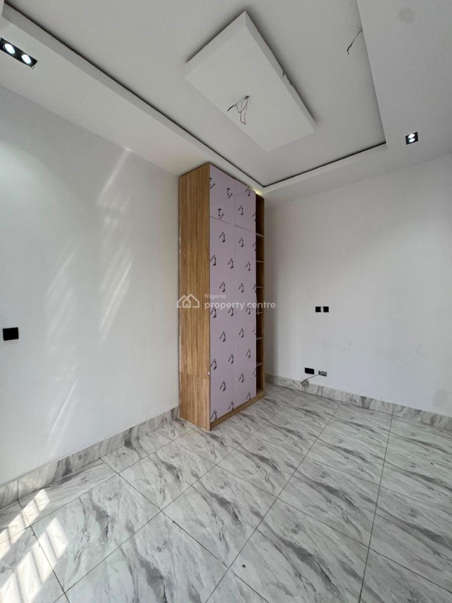 4-bedroom Semi-detached Duplex -- Thomas Estate, Ajah, Lagos, Inside Thomas Estate Ajah Lagos, Ajah, Lagos, Semi-detached Duplex for Sale