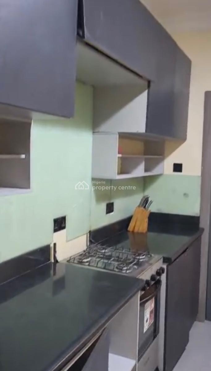 Unfurnished/furnished 3 Bedroom Available, Lekki Phase 1, Lekki, Lagos, Flat / Apartment for Rent