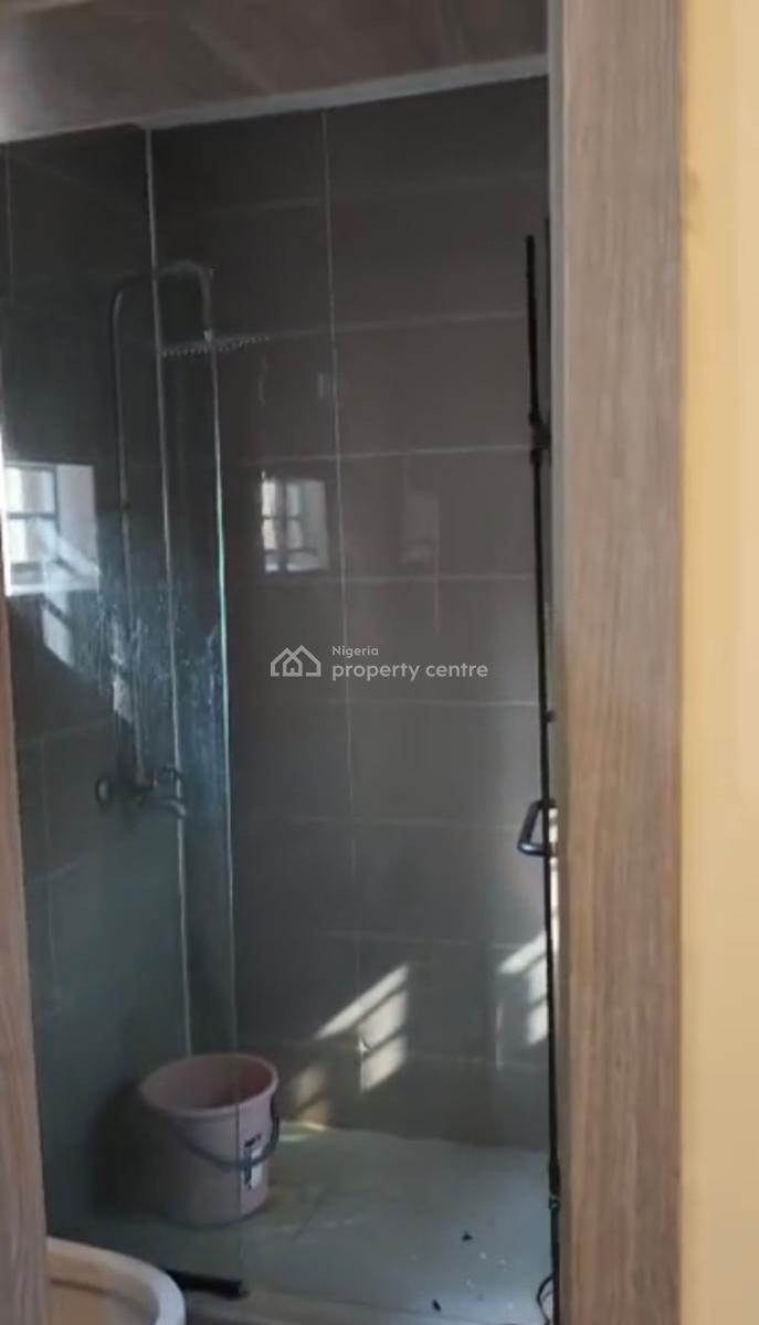 Unfurnished/furnished 3 Bedroom Available, Lekki Phase 1, Lekki, Lagos, Flat / Apartment for Rent