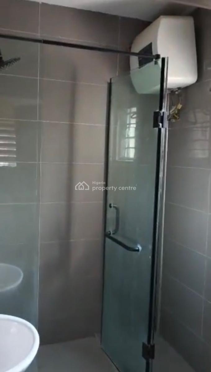 Unfurnished/furnished 3 Bedroom Available, Lekki Phase 1, Lekki, Lagos, Flat / Apartment for Rent