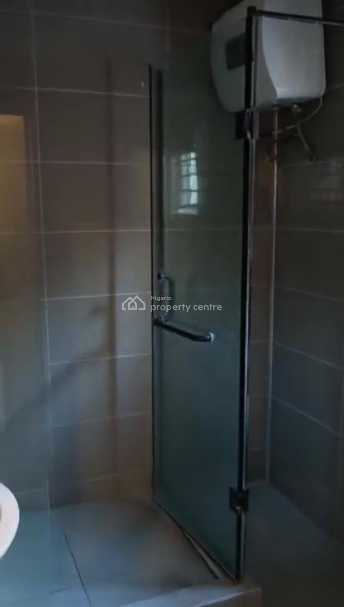 Unfurnished/furnished 3 Bedroom Available, Lekki Phase 1, Lekki, Lagos, Flat / Apartment for Rent