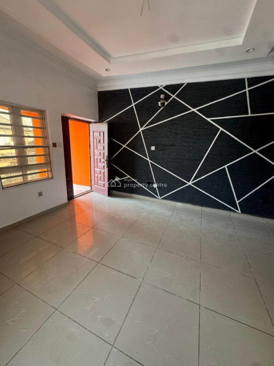Newly Renovated 2 Bedroom Apartment, Sangotedo, Ajah, Lagos, Flat / Apartment for Sale