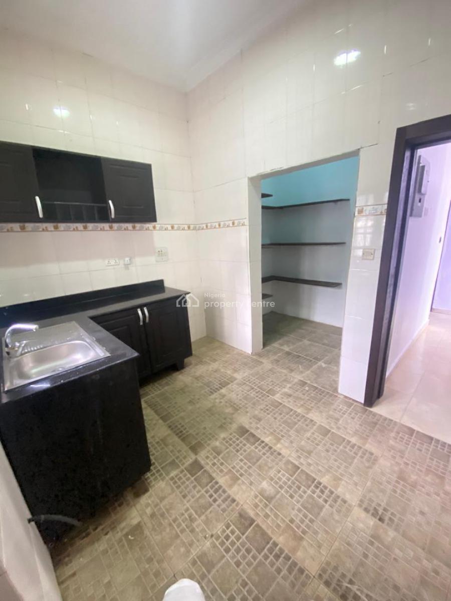 Beautiful 2 Bedroom Apartment for Residential Or Commercial Use, Lekki Phase 1, Lekki, Lagos, Flat / Apartment for Rent