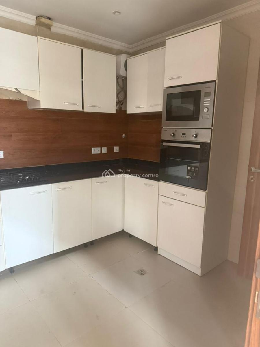 Luxury 3 Bedroom Maisonette with a Room Bq in Ikoyi, Mobolaji Johnson, Ikoyi, Lagos, Flat / Apartment for Rent