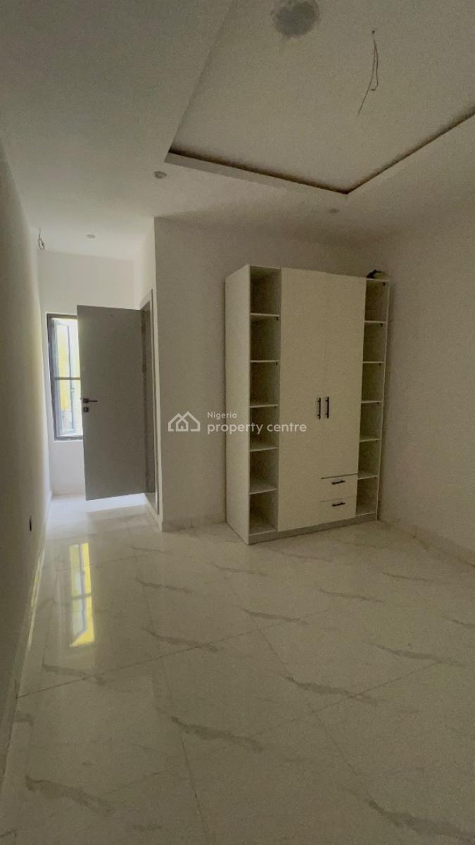 2-bedroom Apartment Available., Ikate, Lekki, Lagos, Flat / Apartment for Sale