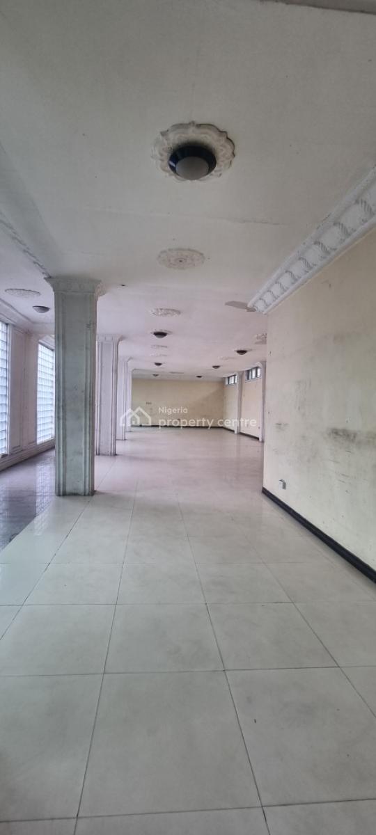a Massive Warehouse Comprises of Two Floors with Two Toilet, Opp Vgc, Lekki, Lagos, Warehouse for Rent