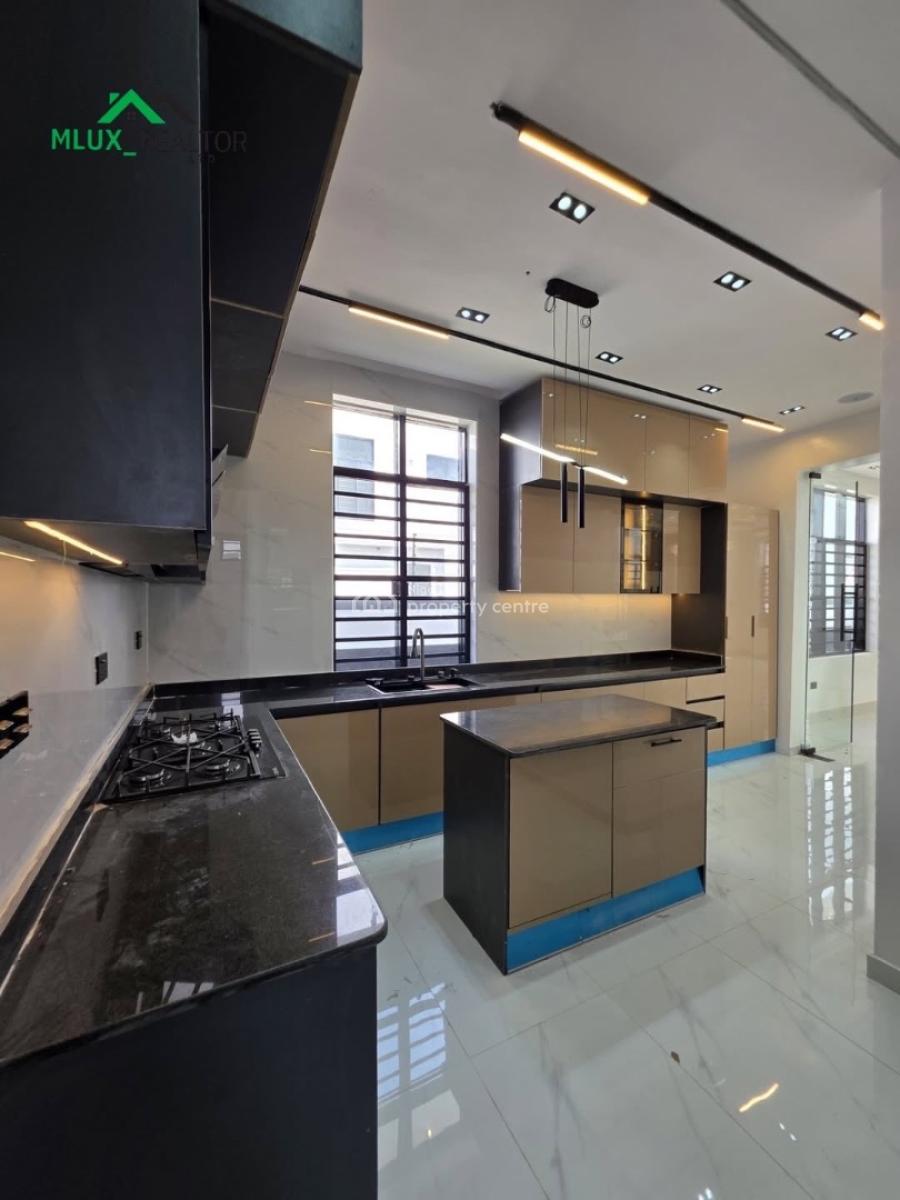 5 Bedroom Detached House, Ajah, Lagos, Detached Duplex for Sale