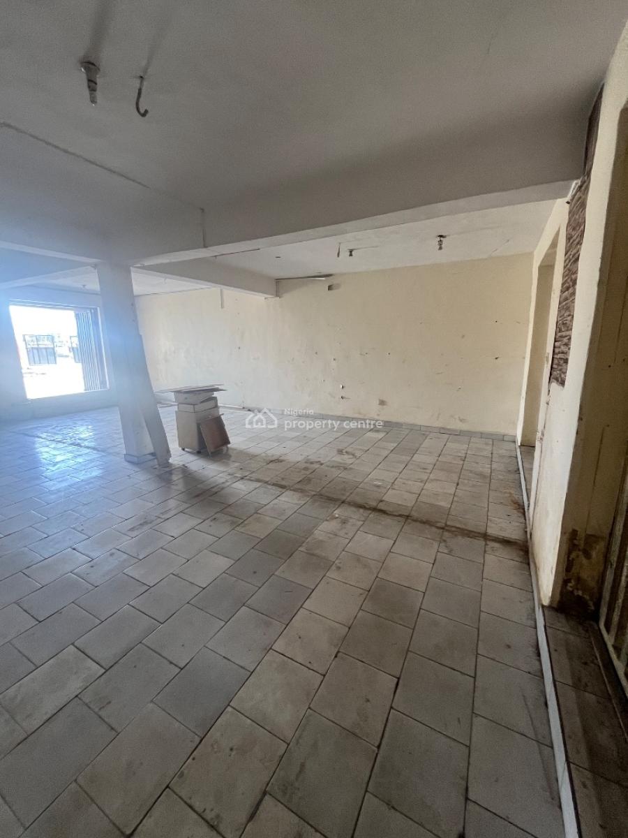 Ground Floor Big Shop Space, Osapa, Lekki, Lagos, Plaza / Complex / Mall for Rent