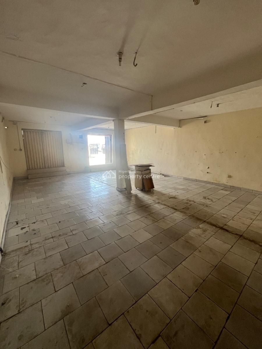 Ground Floor Big Shop Space, Osapa, Lekki, Lagos, Plaza / Complex / Mall for Rent