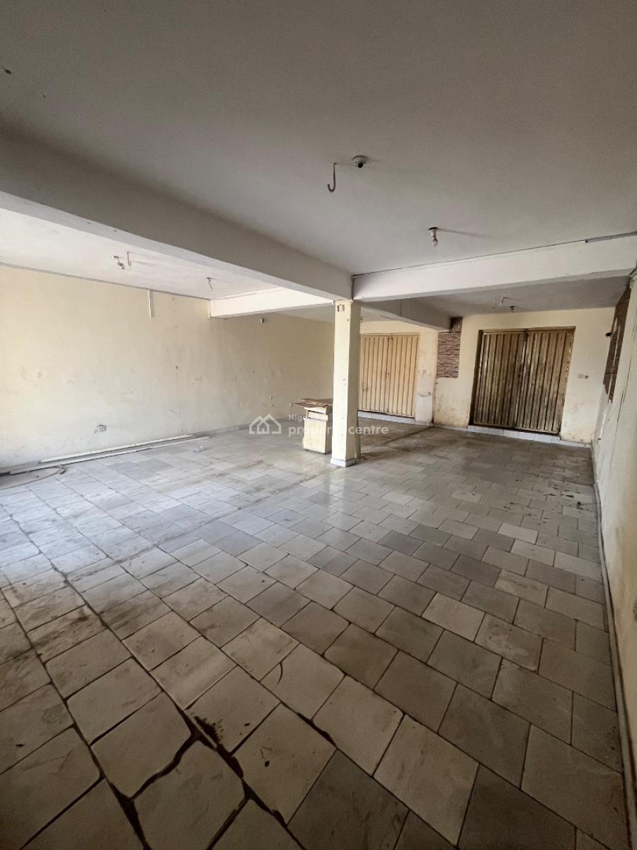 Ground Floor Big Shop Space, Osapa, Lekki, Lagos, Plaza / Complex / Mall for Rent