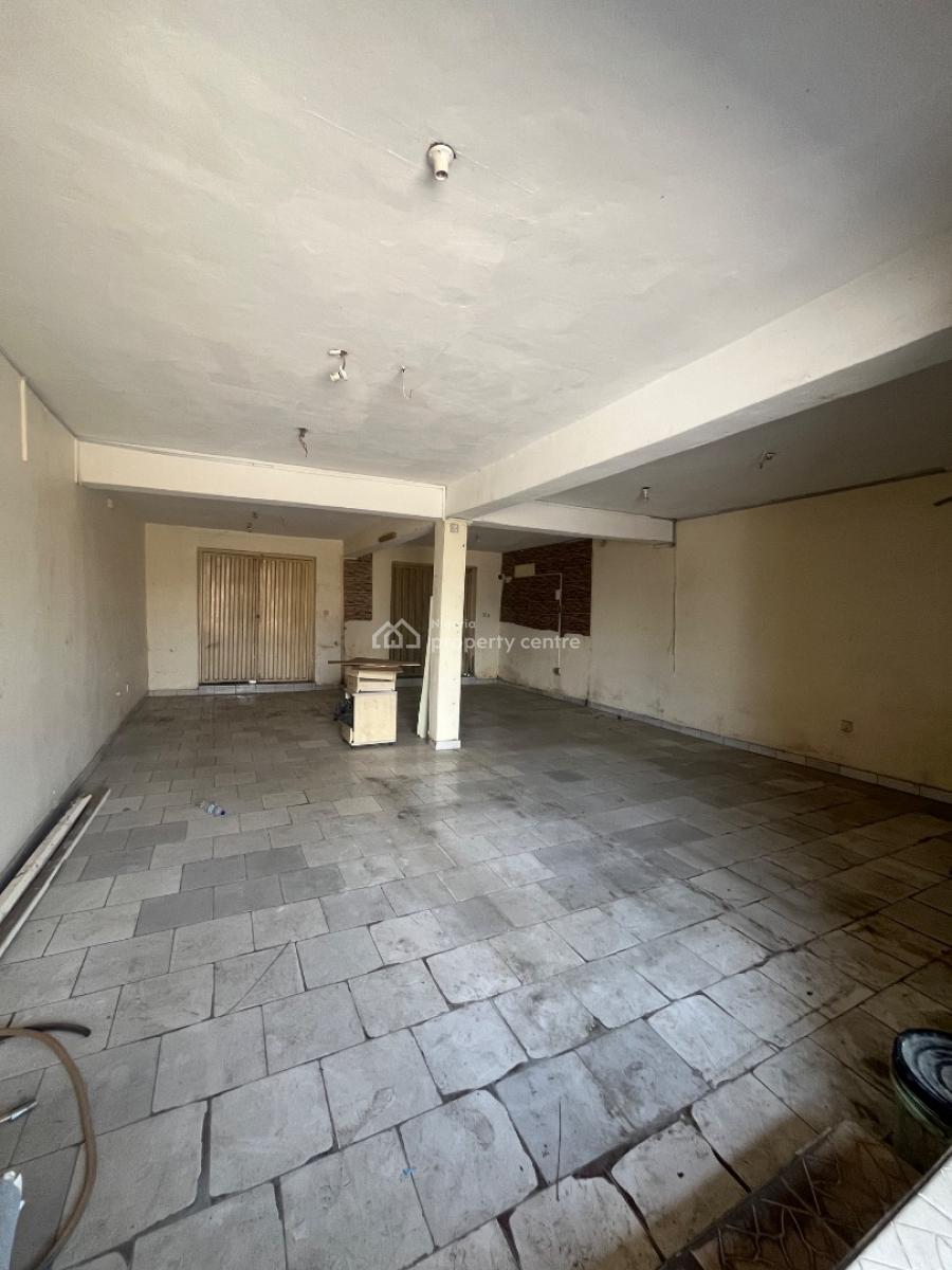 Ground Floor Big Shop Space, Osapa, Lekki, Lagos, Plaza / Complex / Mall for Rent