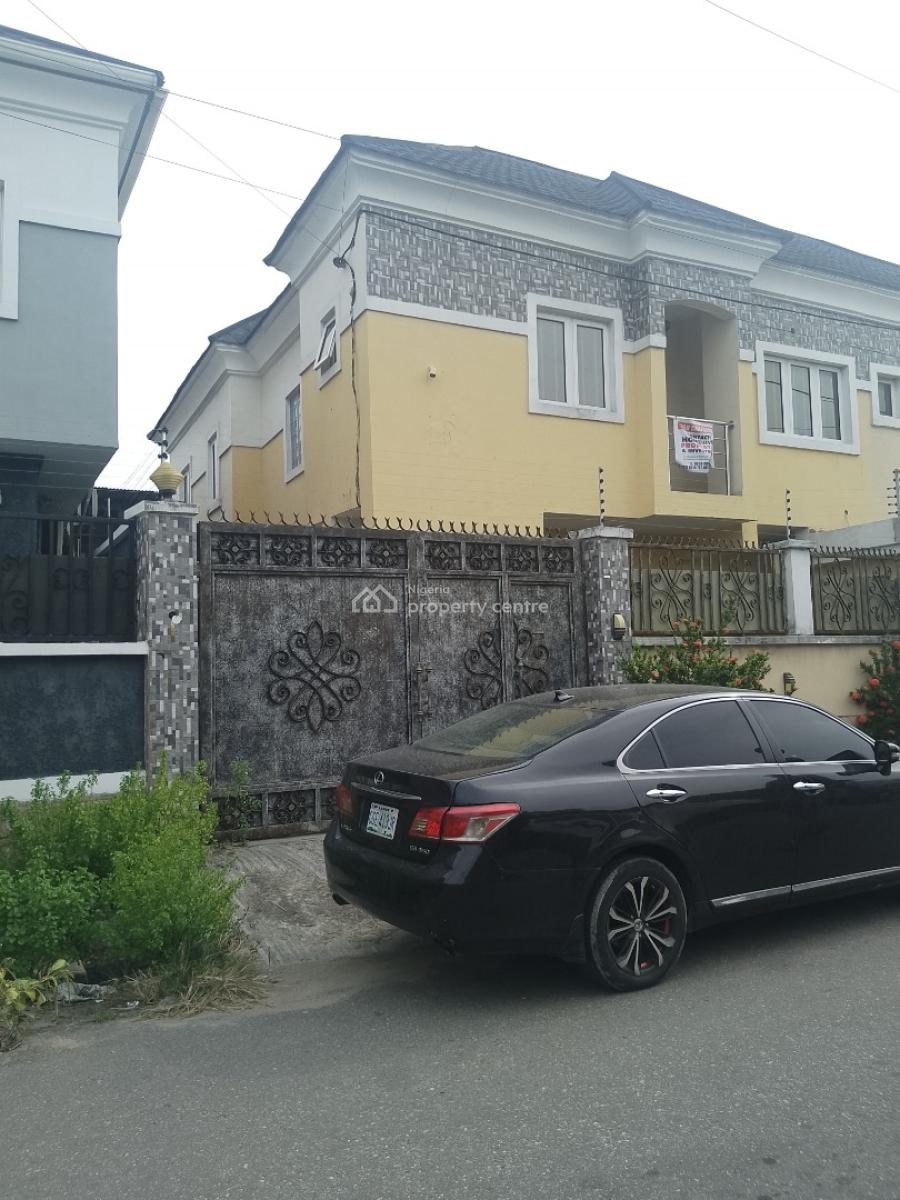 Well Maintained and Spacious 4 Bedroom Duplex, Off Ogunlana Drive, Surulere, Lagos, Semi-detached Duplex for Sale